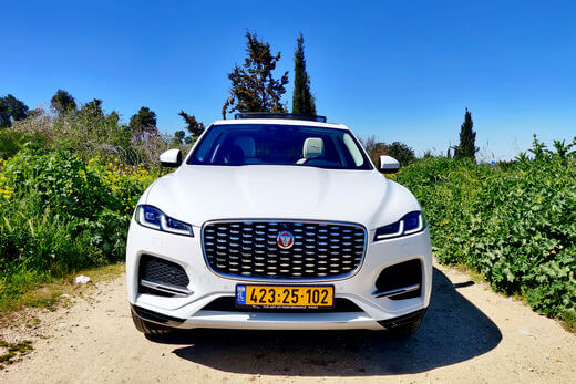 יגואר F-PACE